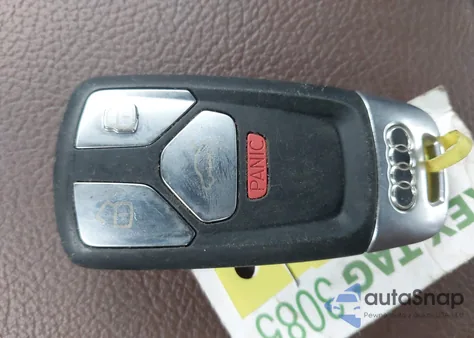 2017 Audi A4 2.0T Premium z USA, uszkodzony, nr VIN WAUENAF46HN065745